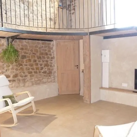 Holiday home De L'aire A La Viale Saint-Pierre-des-Tripiers
